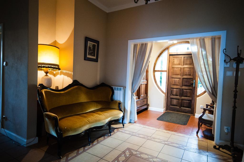 Dwor Osmolice Bed and Breakfast Bialki Dolne Εξωτερικό φωτογραφία